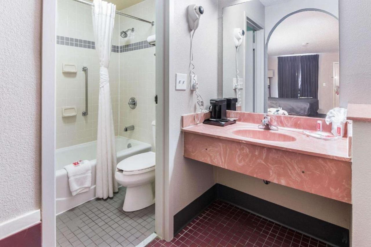 Econo Lodge GainesvilleGainesville  Kültér fotó