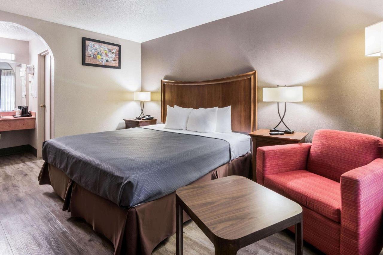 Econo Lodge GainesvilleGainesville  Kültér fotó