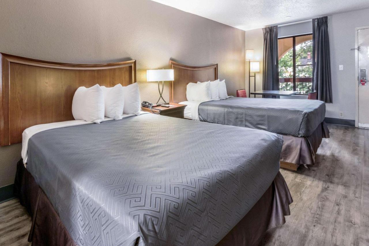 Econo Lodge GainesvilleGainesville  Kültér fotó