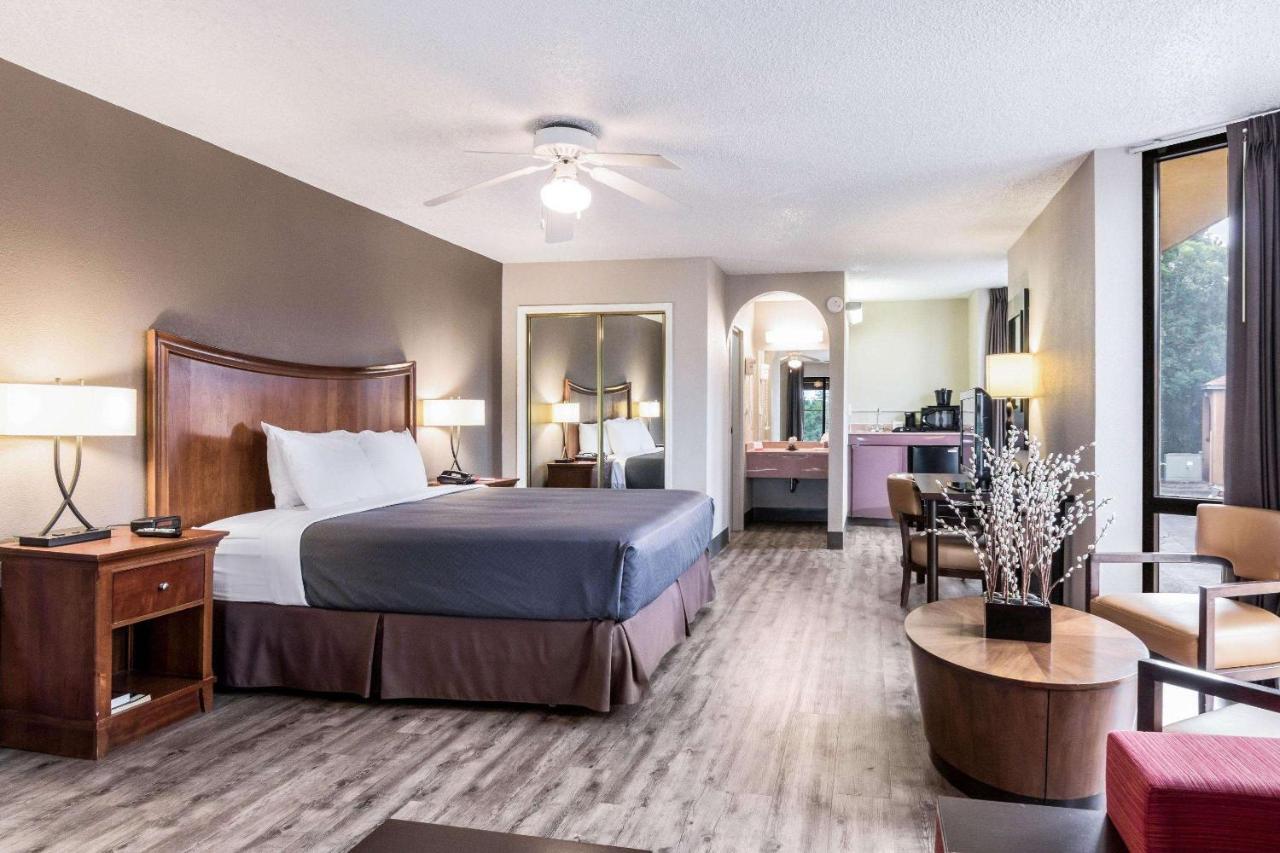 Econo Lodge GainesvilleGainesville  Kültér fotó
