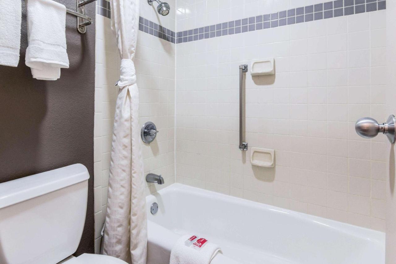 Econo Lodge GainesvilleGainesville  Kültér fotó